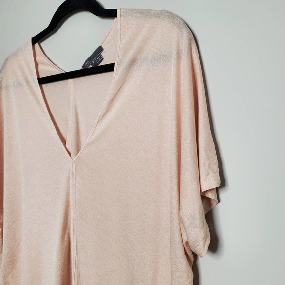 VINCE • Light Pink V Neck Oversized Relax Tee Top Sz S - Picture 4 of 9